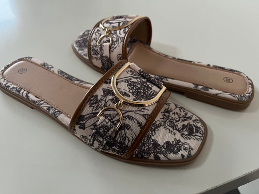 Dion slippers