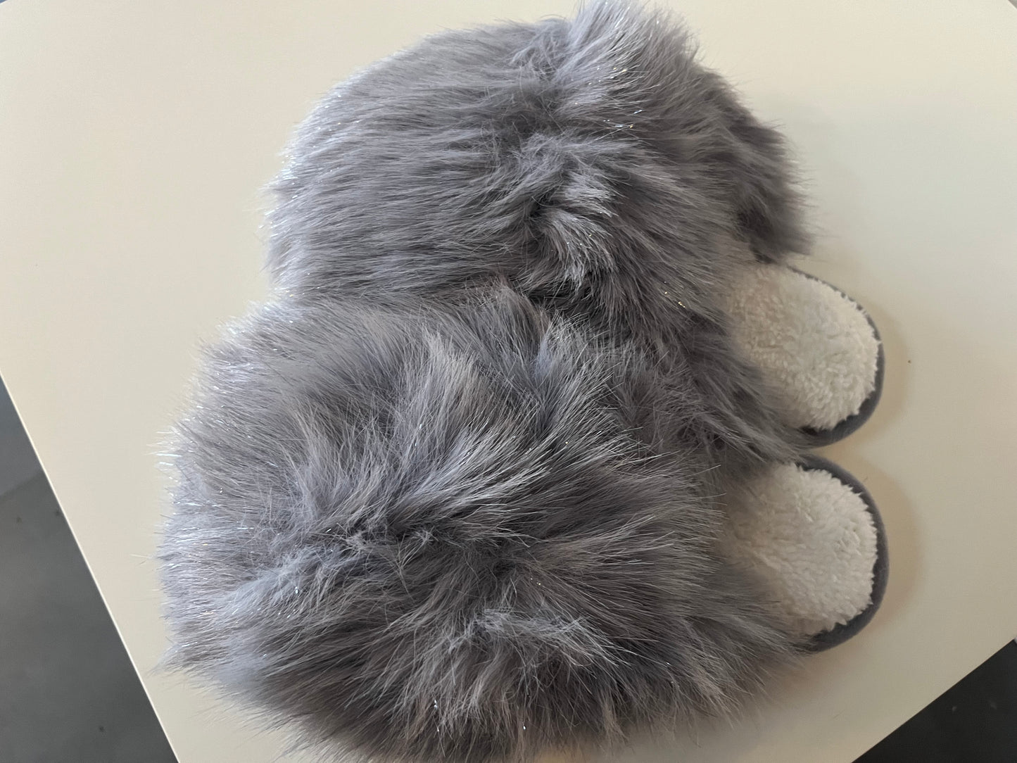 Fluffy pantoffels grijs