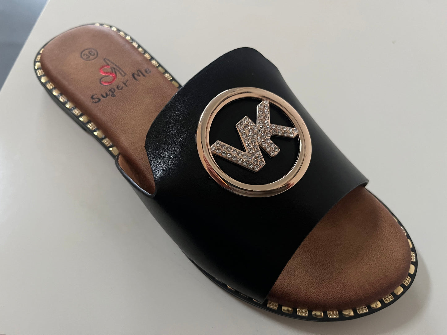 Vera slippers zwart