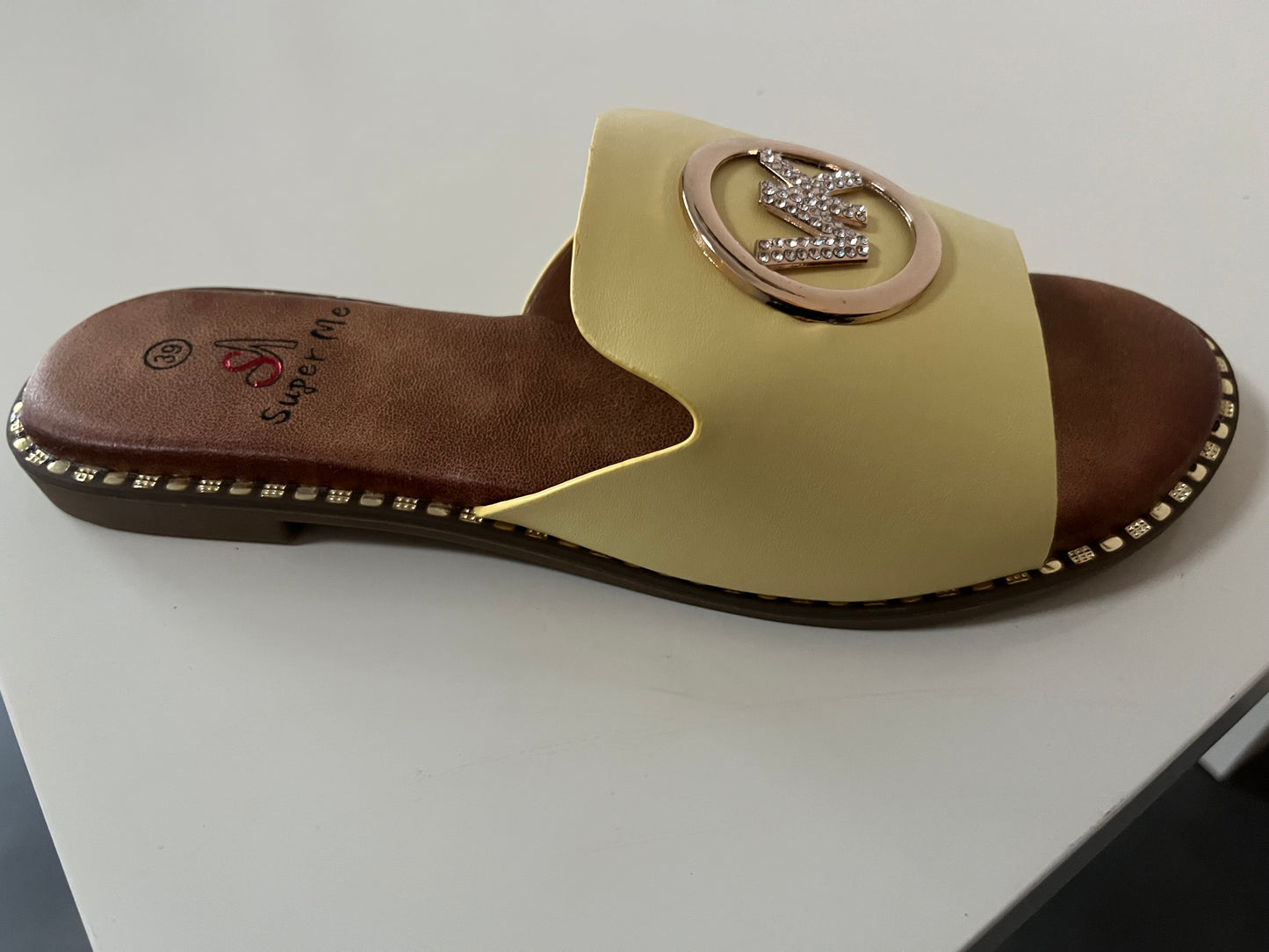 Vera slippers geel